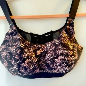 Calia - Lightly Lined Seamless, wireless Sports Bra. XS-Small B-C cup 30-32B/C